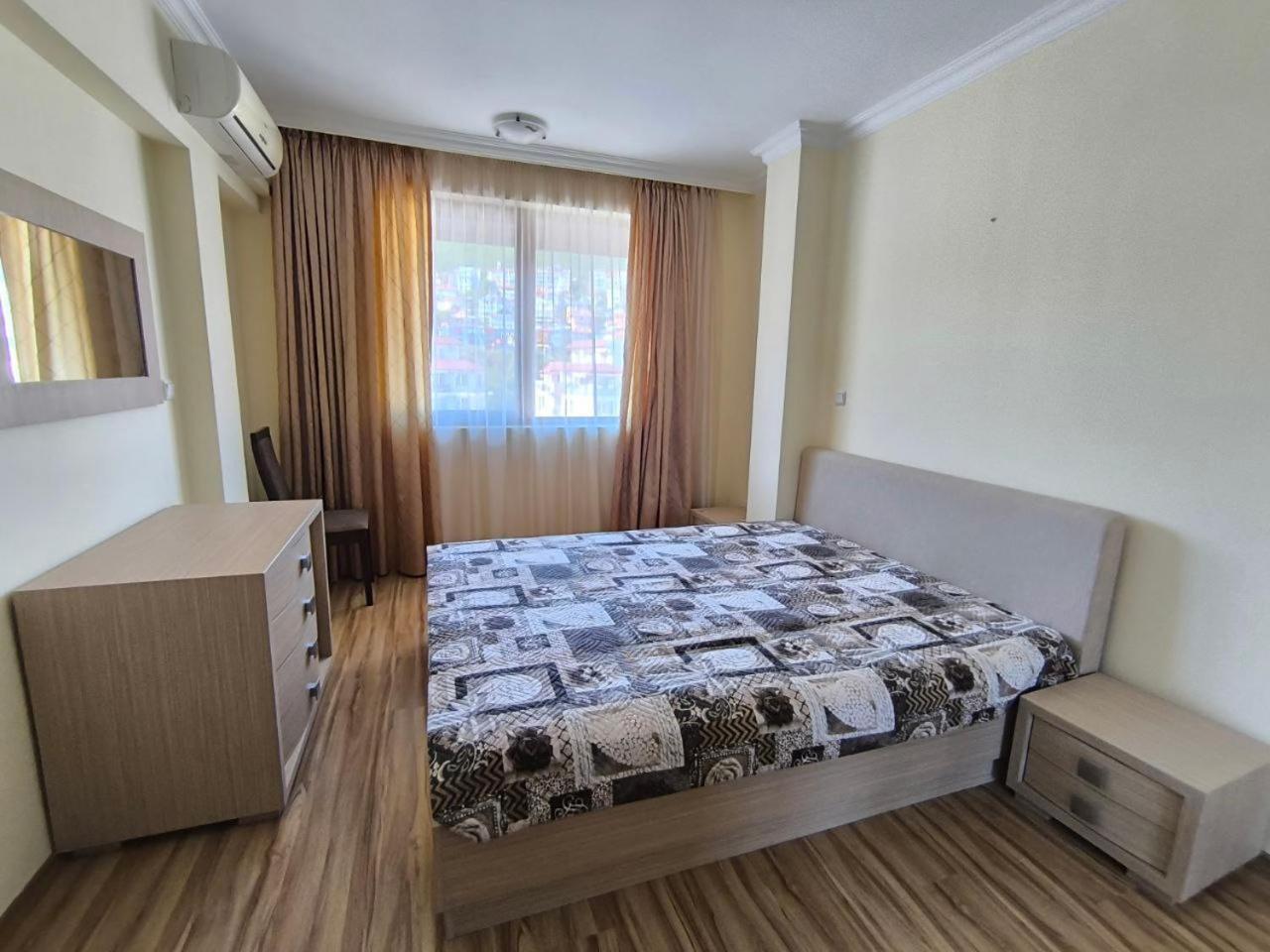 Dom-El Real Apartments Amphora スヴェティ・ヴラス エクステリア 写真